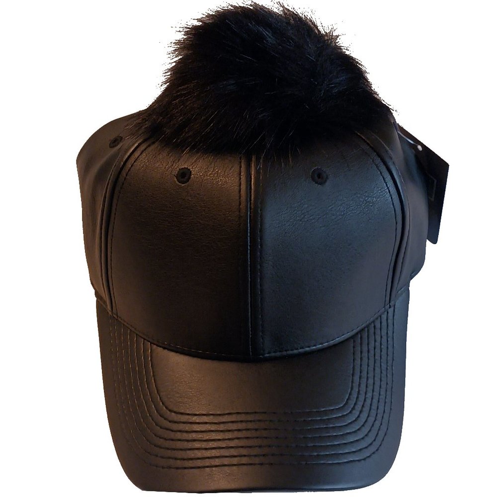 Polyurethane PomPom Hat